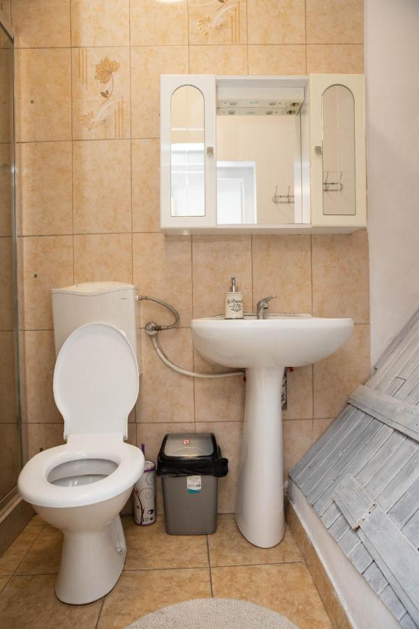 Cosy Apartment In City Centre Oradea Exteriér fotografie