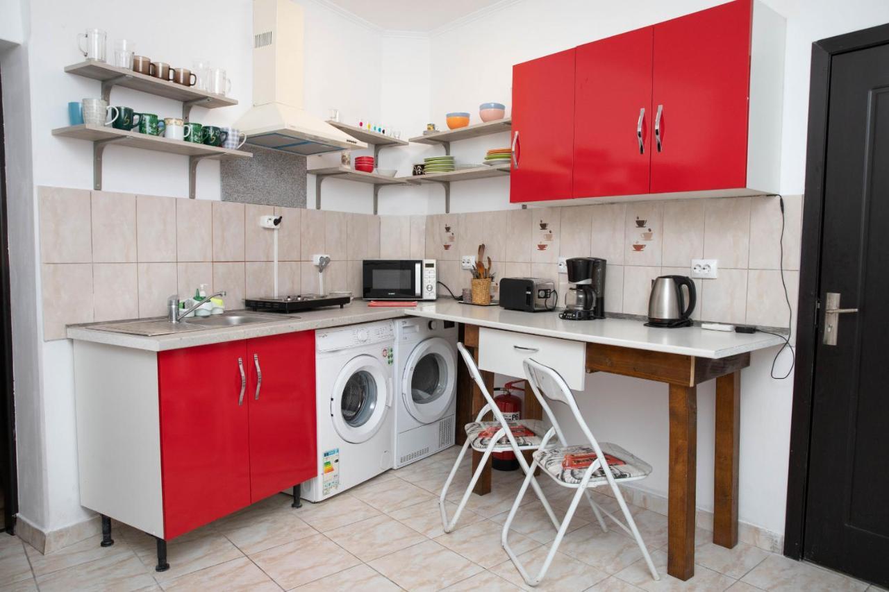 Cosy Apartment In City Centre Oradea Exteriér fotografie
