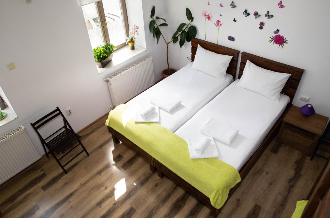 Cosy Apartment In City Centre Oradea Exteriér fotografie