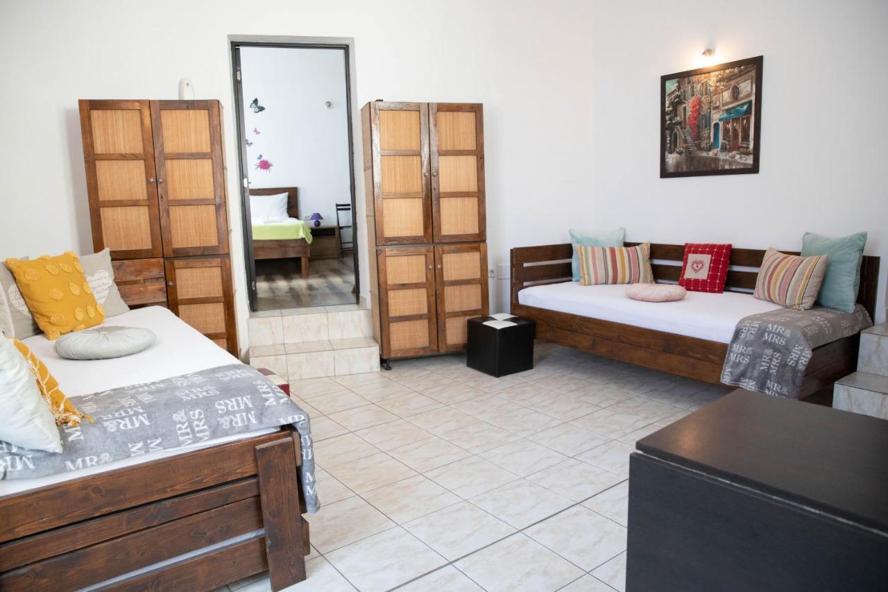 Cosy Apartment In City Centre Oradea Exteriér fotografie